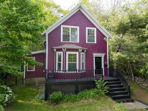 17 Pleasant St, Bedford, NS, B4A1W8 | Card Image