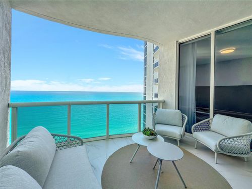 apt-3004-16001 Collins Ave, Sunny Isles Beach, FL, 33160-5541 | Card Image