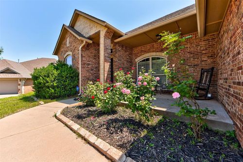 313 Starshine Drive, Norman, OK, 73071 | Card Image