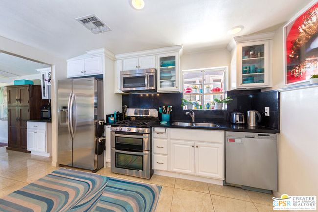 13613 Muscatine St, House other with 4 bedrooms, 3 bathrooms and 4 parking in Pacoima CA | Image 6