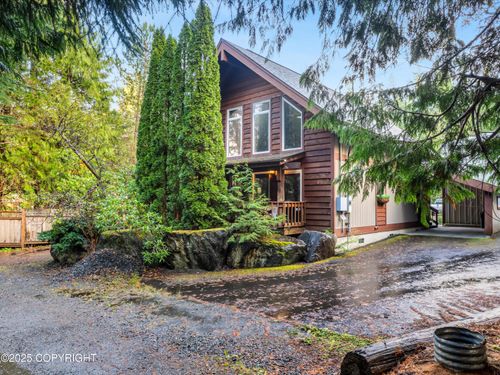 277 Huddle Rd, Ketchikan, AK, 99901-9407 | Card Image