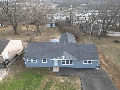 2501 Linden Dr, Kansas City, KS, 66106-4428 | Card Image