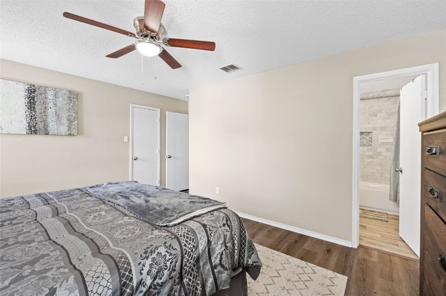 Primary with Ensuite Bath | Image 12