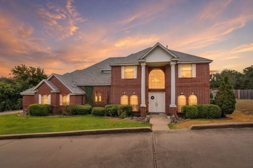333 Coach House Cir, Fort Worth, TX, 76108-4743 | Card Image