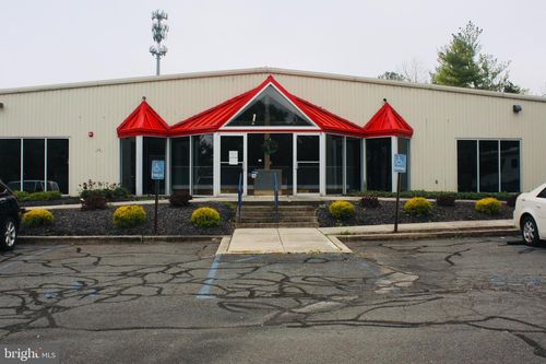 100-404 Route 31 N, Ringoes, NJ, 08551-1407 | Card Image
