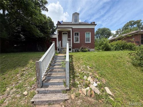 4651 Minnesota Ave, Saint Louis, MO, 63111-1532 | Card Image