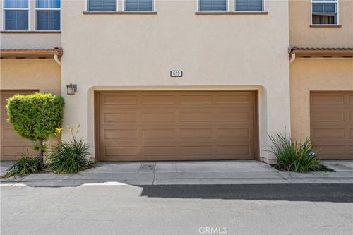 629 Forest Park Blvd, Oxnard, CA, 93036-5312 | Card Image