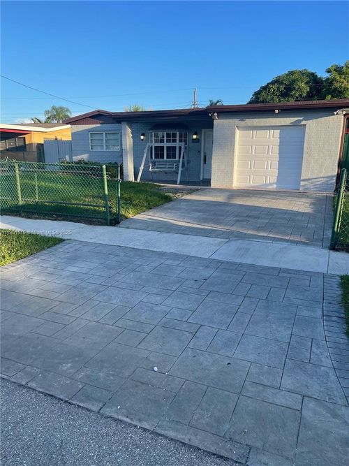 6510 Park St, Hollywood, FL, 33024-4031 | Card Image