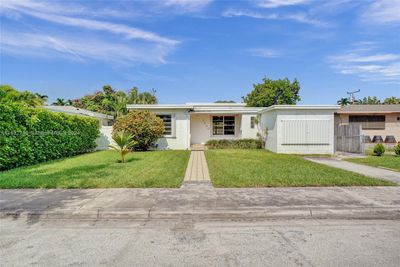 7540 Buccaneer Ave, House other with 4 bedrooms, 2 bathrooms and null parking in North Bay Village FL | Image 2