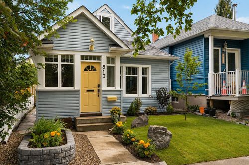 813 3 Ave Nw, Calgary, AB, T2N0J5 | Card Image