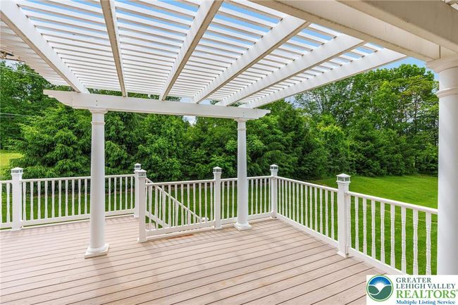 230 W Moorestown Rd, House other with 4 bedrooms, 4 bathrooms and null parking in WIND GAP PA | Image 11