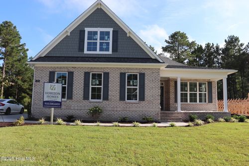 579 Stanwood Dr Se, Bolivia, NC, 28422-8304 | Card Image