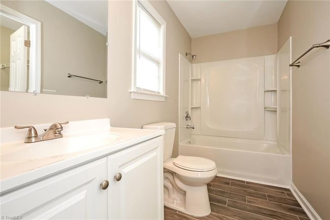 4407 Pleasant Valley Rd, House other with 3 bedrooms, 2 bathrooms and null parking in Greensboro NC | Image 11