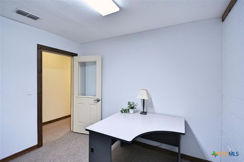 202-1111 N Walnut Ave, New Braunfels, TX, 78130-5320 | Card Image