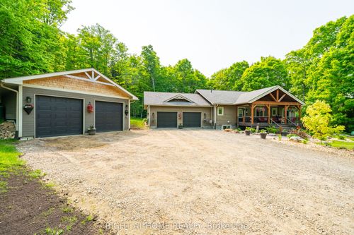 12028 Highway 118 Highway, Dysart et al, ON, K0M1S0 | Card Image