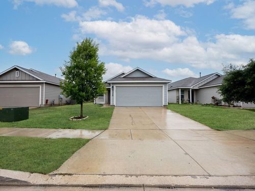 9220 Griffith Run, Converse, TX, 78109 | Card Image