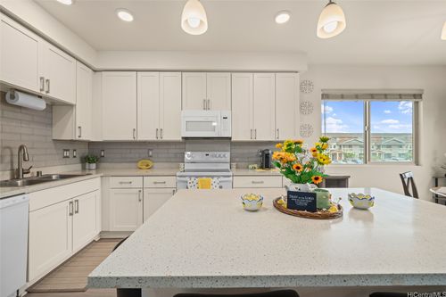 unit-412-91-3633 Kauluakoko St, Ewa Beach, HI, 96706-5867 | Card Image