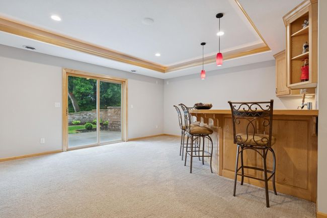 Lower Level Wet Bar | Image 37