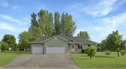 655 6th St Nw, Richmond, MN, 56368-8249 | Card Image