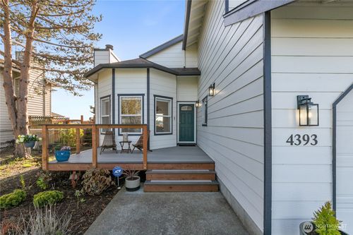 4393 Saltspring Dr, Ferndale, WA, 98248-9019 | Card Image