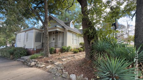 703 Gillespie St, Jackson, MS, 39202-1712 | Card Image