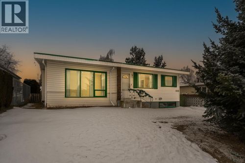 1113 Cluculz Ave, Prince George, BC, V2M4G3 | Card Image