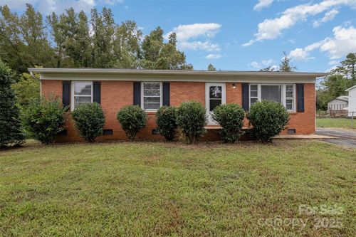 3613 Hamilton Dr, Gastonia, NC, 28052-9413 | Card Image