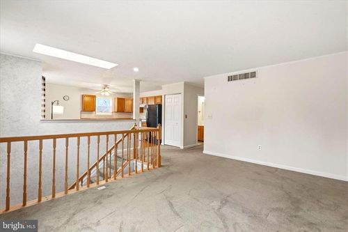 810 205th St, PASADENA, MD, 21122-1628 | Card Image
