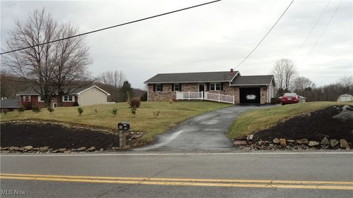 2068 Lincoln Hwy, Chester, WV, 26034-1716 | Card Image