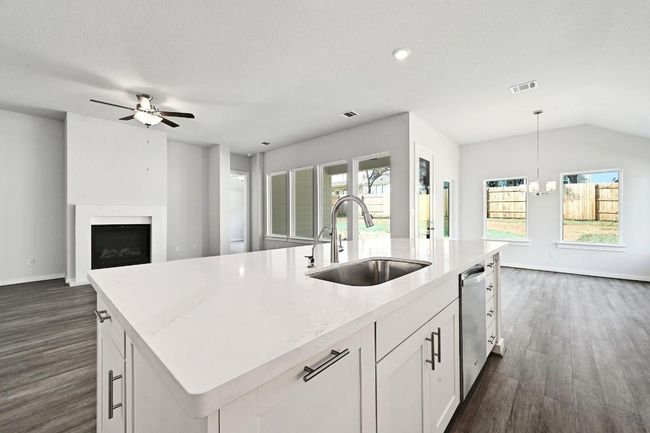 415 Constitution Way, House other with 4 bedrooms, 3 bathrooms and null parking in Kyle TX | Image 8