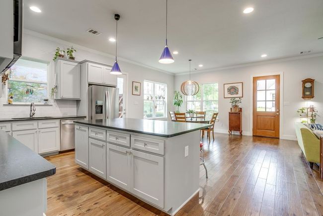 1833 Crested Ridge Rd, House other with 3 bedrooms, 2 bathrooms and null parking in Aledo TX | Image 10