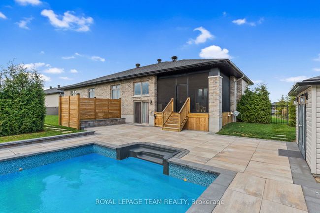 1615 Rangeland Avenue S, House other with 5 bedrooms, 3 bathrooms and 8 parking in Greely - Metcalfe - Osgoode - Vernon and Area ON | Image 41