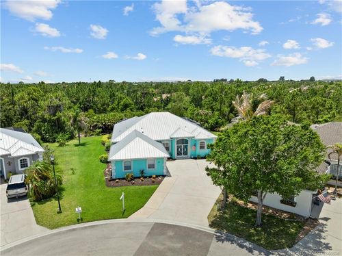 512 Nw Sunflower Pl, Jensen Beach, FL, 34957-3538 | Card Image
