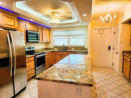 c207-2008 S Federal Hwy, Boynton Beach, FL, 33435-6961 | Card Image
