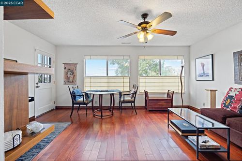 624 Primrose Ter, Pinole, CA, 94564 | Card Image