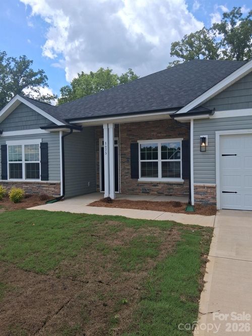 66-1075 Kildare Dr, Salisbury, NC, 28146-0029 | Card Image