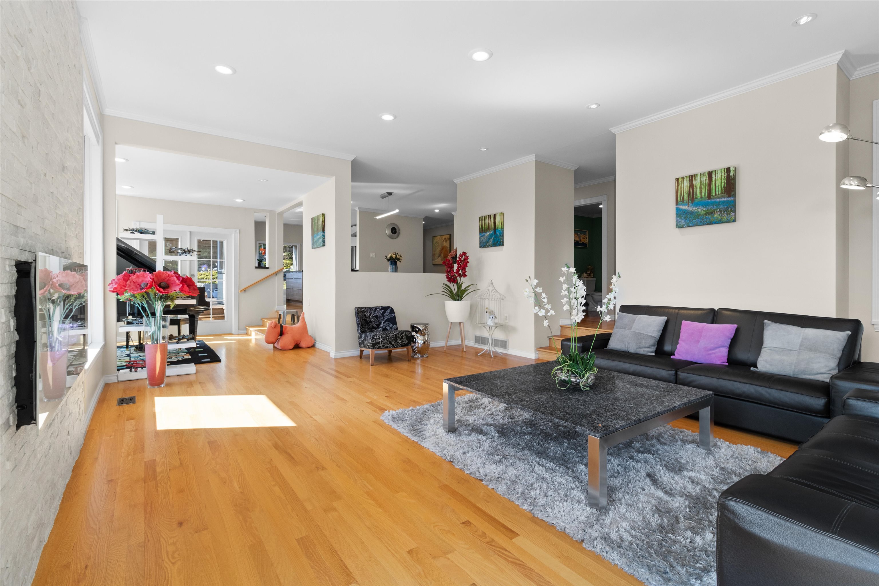 Residential in West Vancouver 4