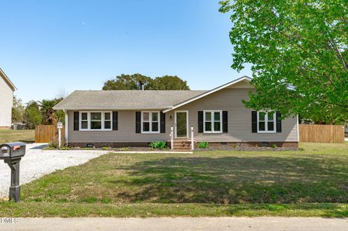 383 S Church St, Coats, NC, 27521-8758 | Card Image