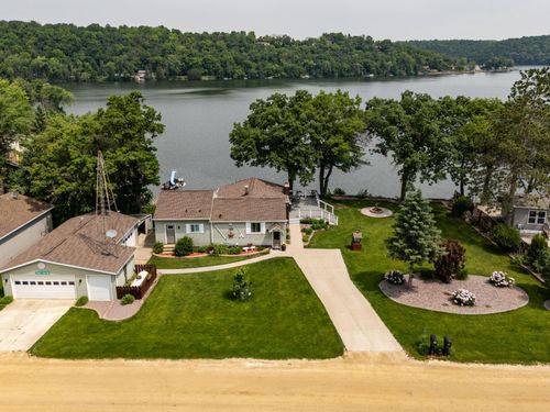 40536 Ryans Bay Rd, Zumbro Falls, MN, 55991-5001 | Card Image