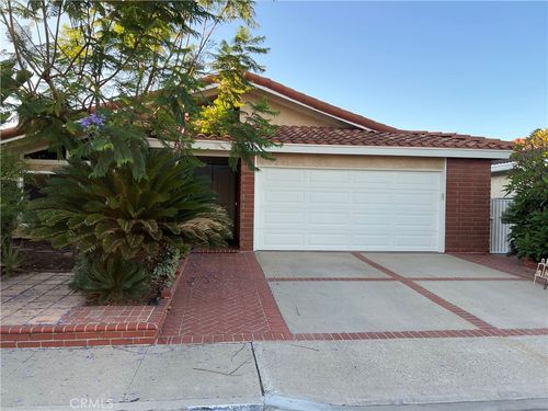 4501 Dogwood Ave, Seal Beach, CA, 90740-3041 | Card Image