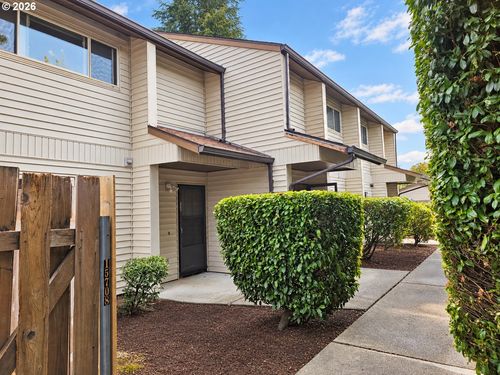 15702 Se 3rd St, Vancouver, WA, 98684-8808 | Card Image
