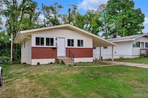 10508 Lilac Ave, Saint Louis, MO, 63137-3528 | Card Image