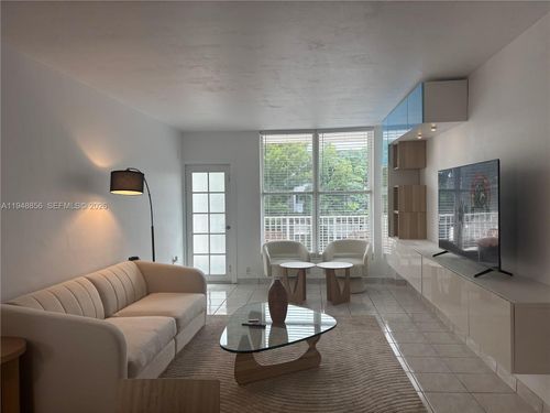 b302-1300 Lincoln Rd, MIAMI BEACH, FL, 33139-2264 | Card Image