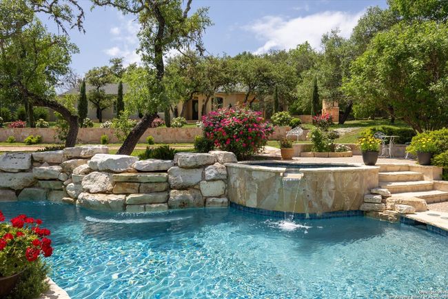 8608 Willow Wind Dr, House other with 4 bedrooms, 5 bathrooms and null parking in Fair Oaks Ranch TX | Image 32