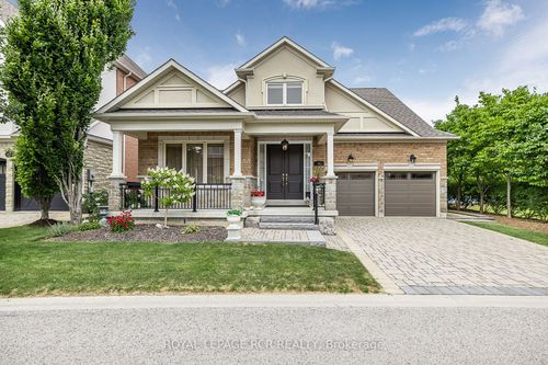 31 Emerald Heights Dr, Stouffville, ON, L4A0C8 | Card Image