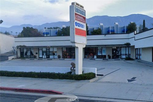 3069 Foothill Blvd, La Crescenta, CA, 91214-2714 | Card Image