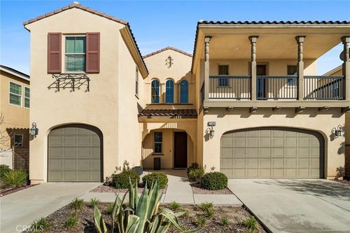 27606 Skylark Ln, Santa Clarita, CA, 91350-5776 | Card Image
