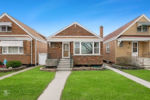 4143 W Marquette Rd, Chicago, IL, 60629-5145 | Card Image