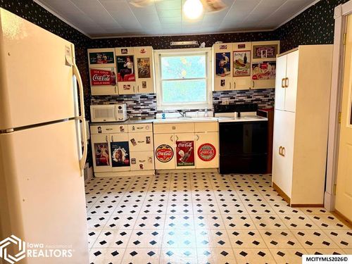 212 7th Street, Kensett, IA, 50448 | Card Image