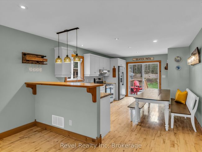 1132 Stephenson 2 Rd W, House other with 4 bedrooms, 2 bathrooms and 8 parking in Utterson ON | Image 6